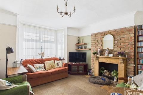 2 bedroom detached house for sale, Slade Road, Lydney GL15