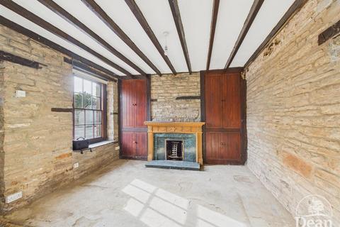 undefined, Church Square, Blakeney GL15