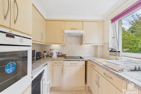 1 bedroom retirement property for sale, Kings Meadow Court, Lydney GL15
