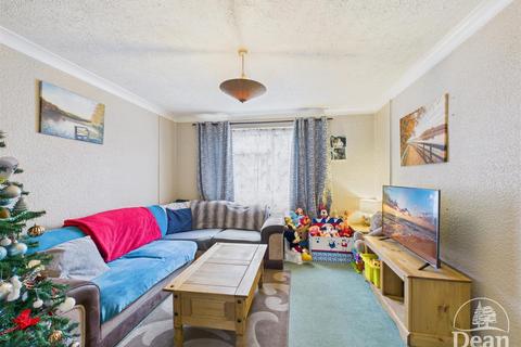 3 bedroom semi-detached house for sale, Morcroft Place, Lydney GL15