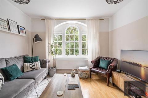 2 bedroom apartment for sale, Albion Avenue, London