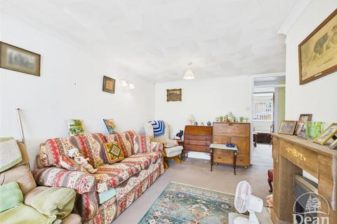 undefined, Lakeside Avenue, Lydney GL15