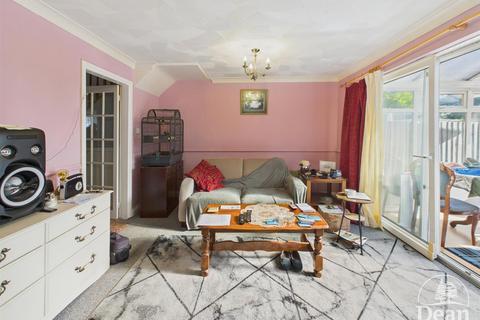 undefined, Lakeside Avenue, Lydney GL15