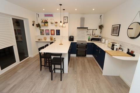 2 bedroom semi-detached house for sale, Burnbank Avenue, South Wellfield, Whitley Bay, NE25 9HG