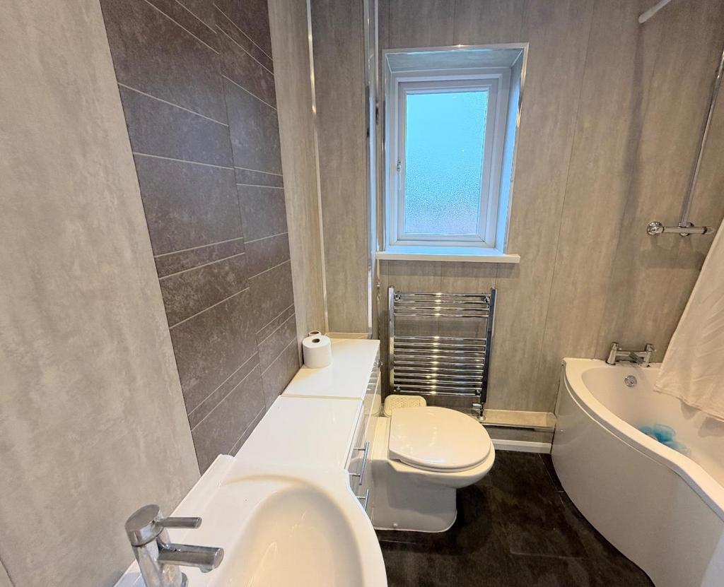 Family bathroom