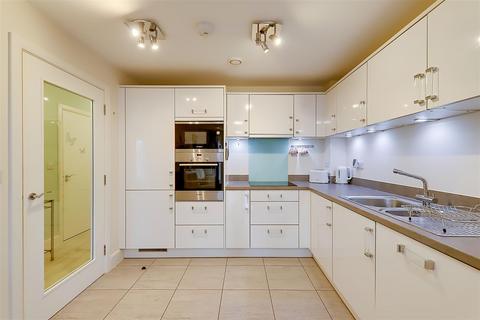 1 bedroom retirement property for sale, Wyresdale House, 90 Heene Road, Worthing BN11