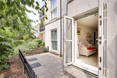 1 bedroom retirement property for sale, Wyresdale House, 90 Heene Road, Worthing BN11