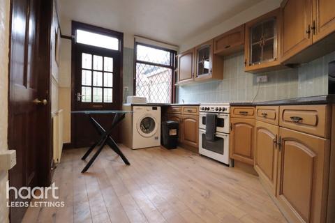 undefined, Parkfield Mount, Leeds