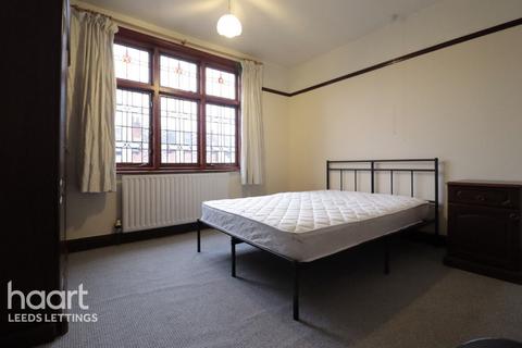 undefined, Parkfield Mount, Leeds