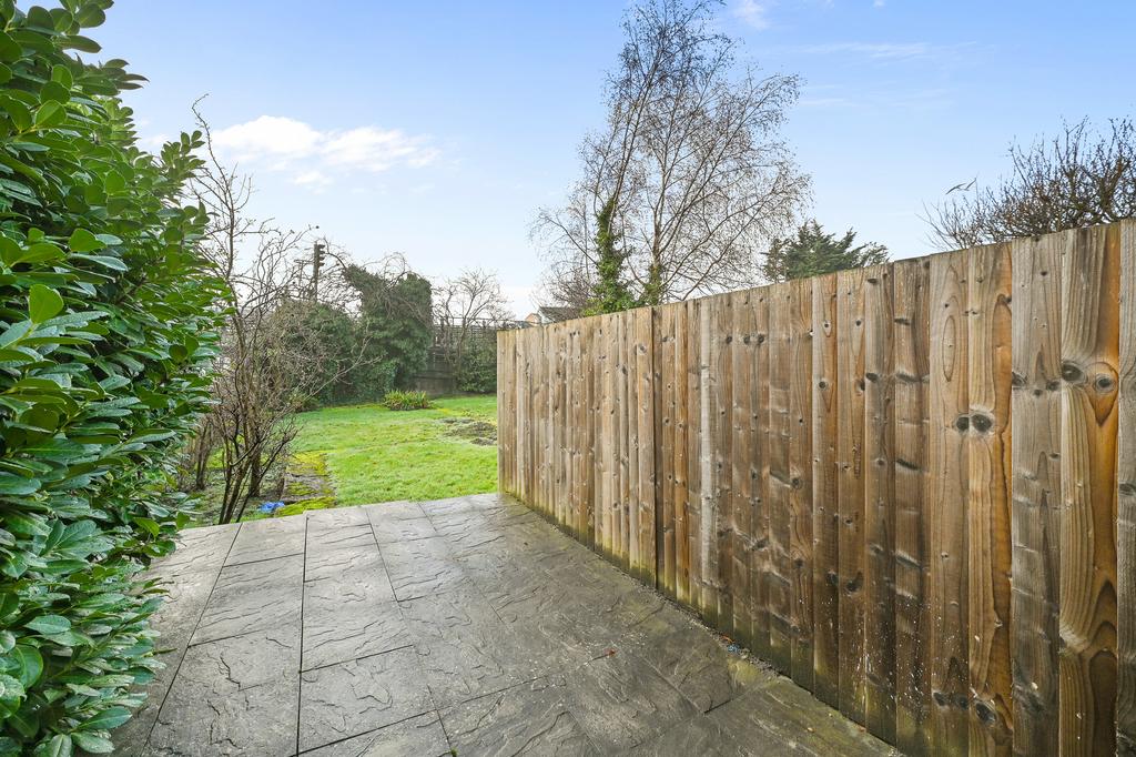 CS - 40 B Northwick Avenue - Garden1 (1)