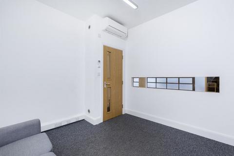 undefined, Palmers Road, London E2