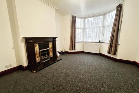 3 bedroom end of terrace house to rent, Whippendell Road, Hertfordshire WD18