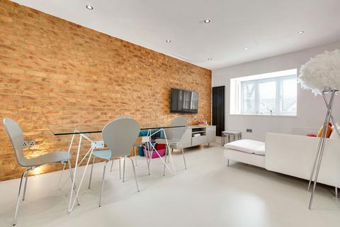 undefined, Creighton Road, London N17