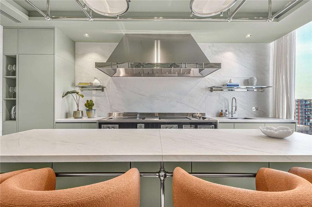 Kitchen/Dining Area