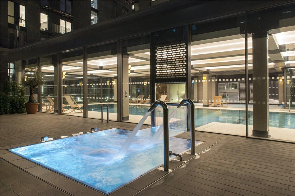 Outdoor Jacuzzi