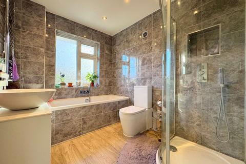 4 bedroom semi-detached house for sale, Farm Road, Edgware, HA8