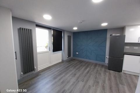 1 bedroom flat to rent, Flat 2, Reading, RG30