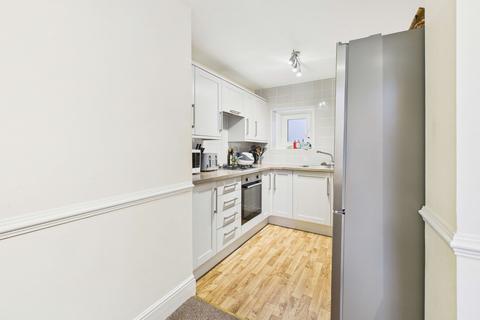 2 bedroom apartment for sale, Lisburne Crescent, Torquay