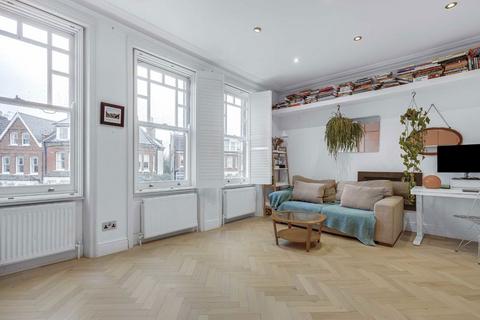 2 bedroom flat for sale, Hillfield Avenue, LONDON N8