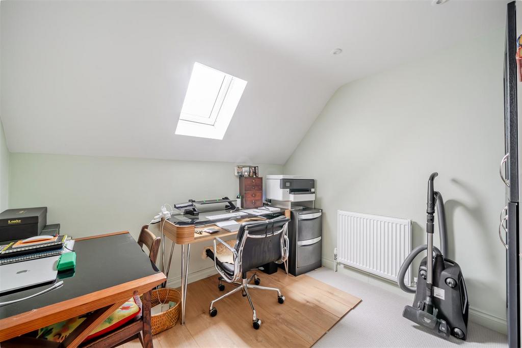 Bedroom 4/Study