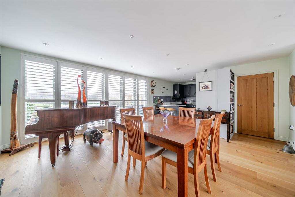 Open Plan Dining Area