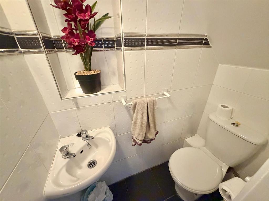 Ground Floor WC