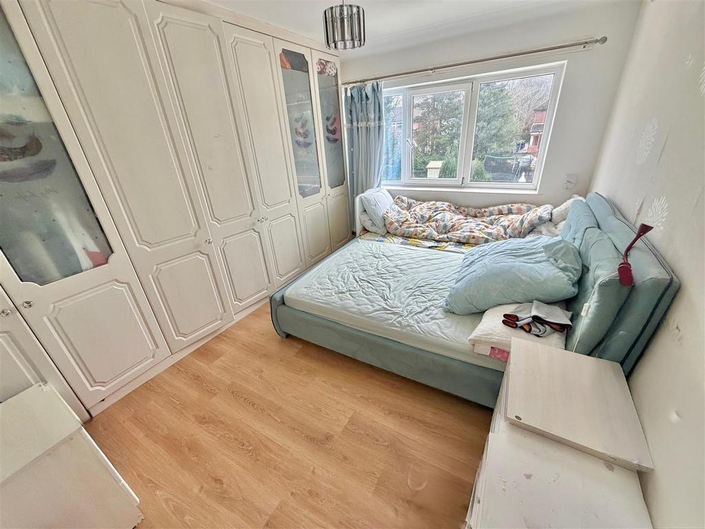 Bed 2
