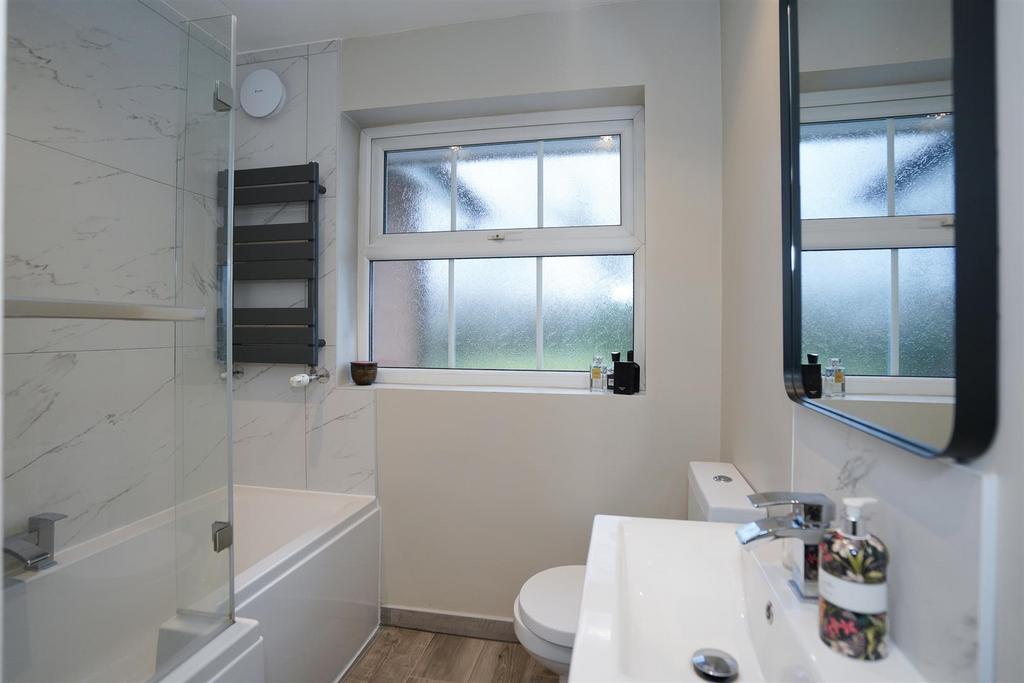 Home Close-22.jpg