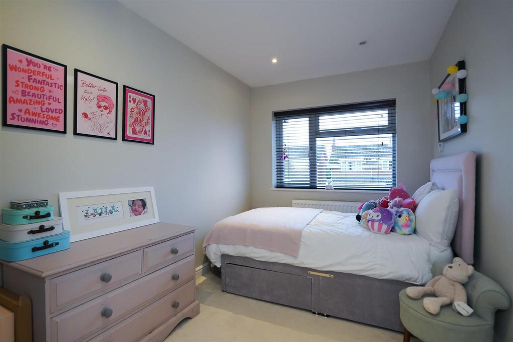 Home Close-28.jpg
