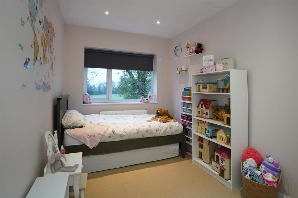 Home Close-34.jpg