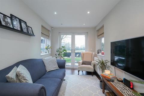 undefined, Home Close, Bubbenhall, Coventry