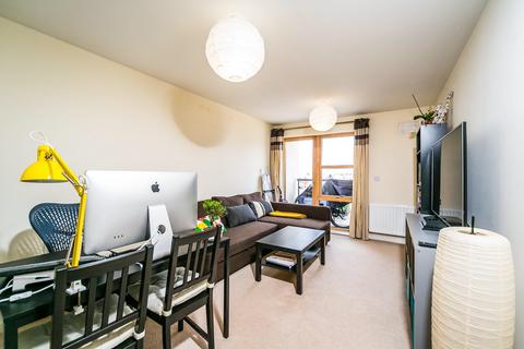 1 bedroom flat to rent, Watlington Street, Reading, Berkshire, RG1