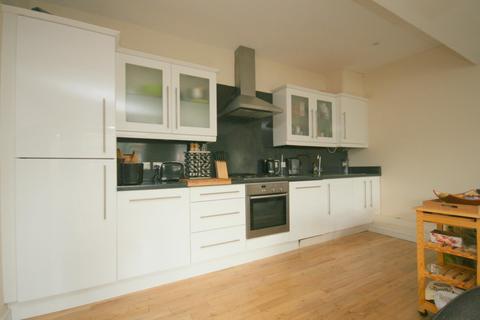 undefined, High Street, Ewell, KT17
