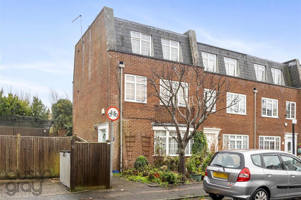19 Westbourne front to use.JPG