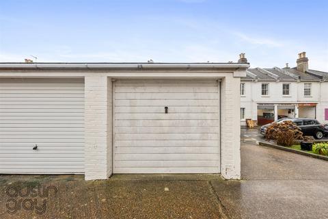 3 bedroom house for sale, Westbourne Place, Hove