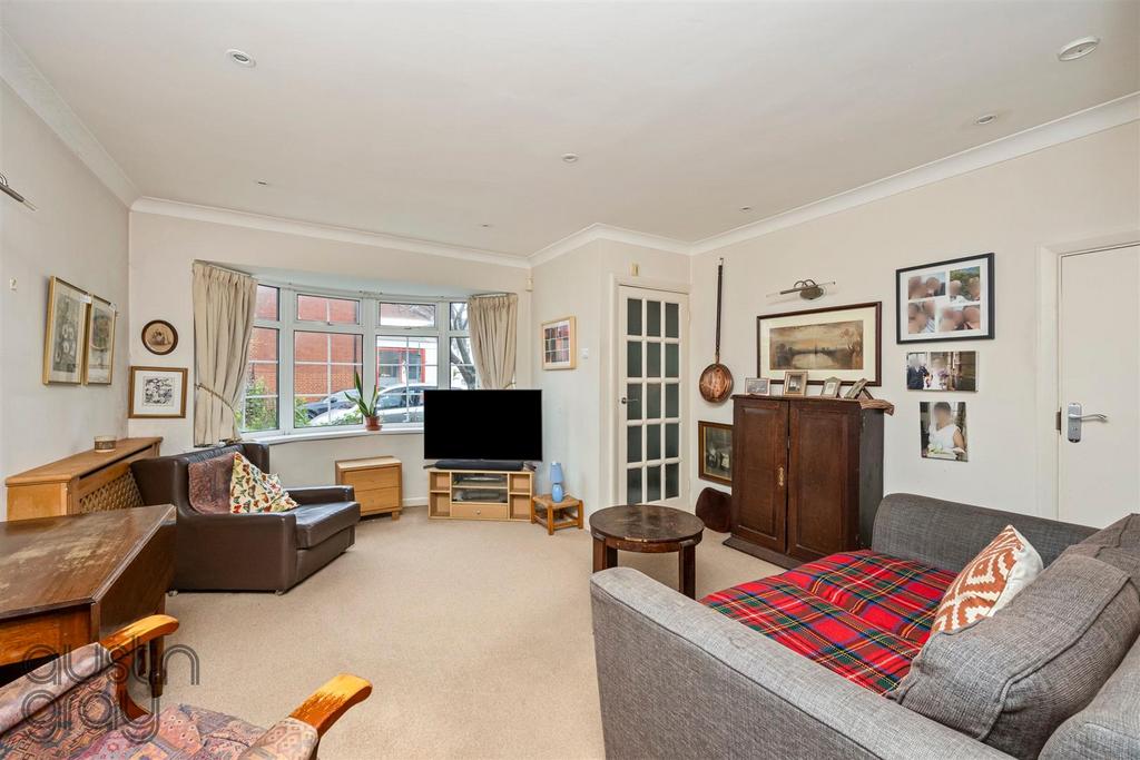Westbourne Place, 19-010.JPG