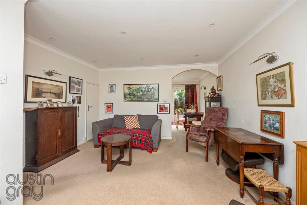 Westbourne Place, 19-009.JPG