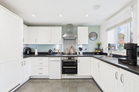 undefined, Carter Drive, Horsham RH12