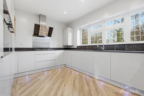 undefined, Mount Bovers Lane, Hockley, SS5 4