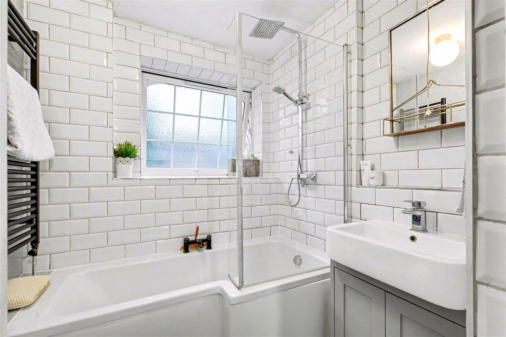 Shower Room.jpeg