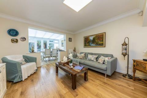 undefined, Nicholson Mews, Kingston Upon Thames KT1