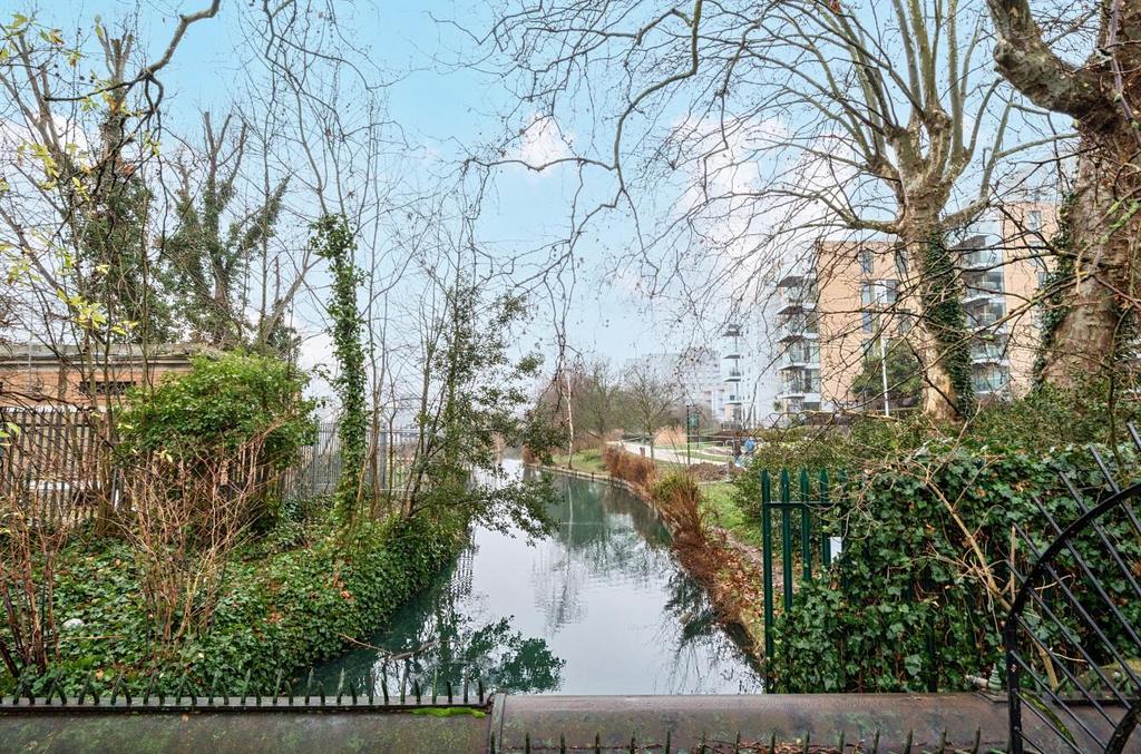 Davidson Frost-Wellings, DFW, London, View.jpg