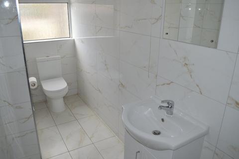 3 bedroom terraced house for sale, Sunningdale Avenue, Rainham, RM13
