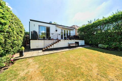 undefined, Caldecote Gardens, Bushey WD23