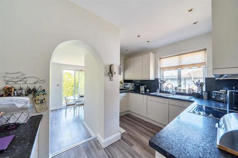 3 bedroom detached bungalow for sale, Caldecote Gardens, Bushey WD23