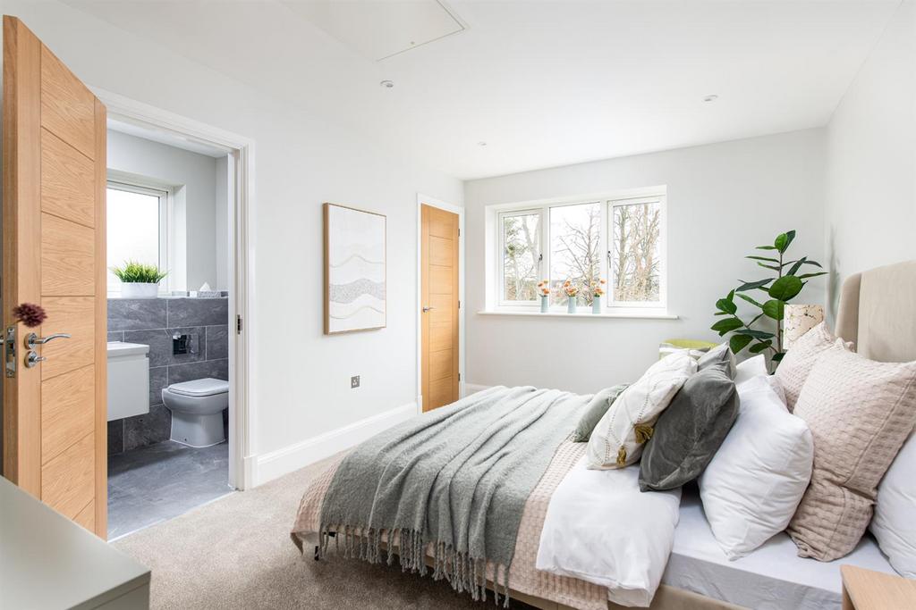 Bedroom1 1.jpg
