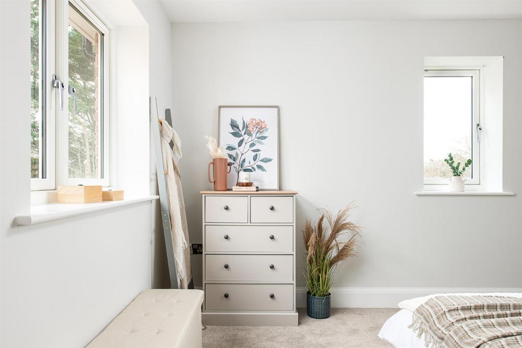 Bedroom2 3.jpg
