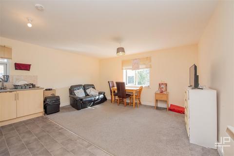 2 bedroom apartment for sale, Pendle Court, Leigh WN7