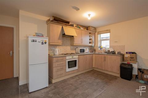 2 bedroom apartment for sale, Pendle Court, Leigh WN7