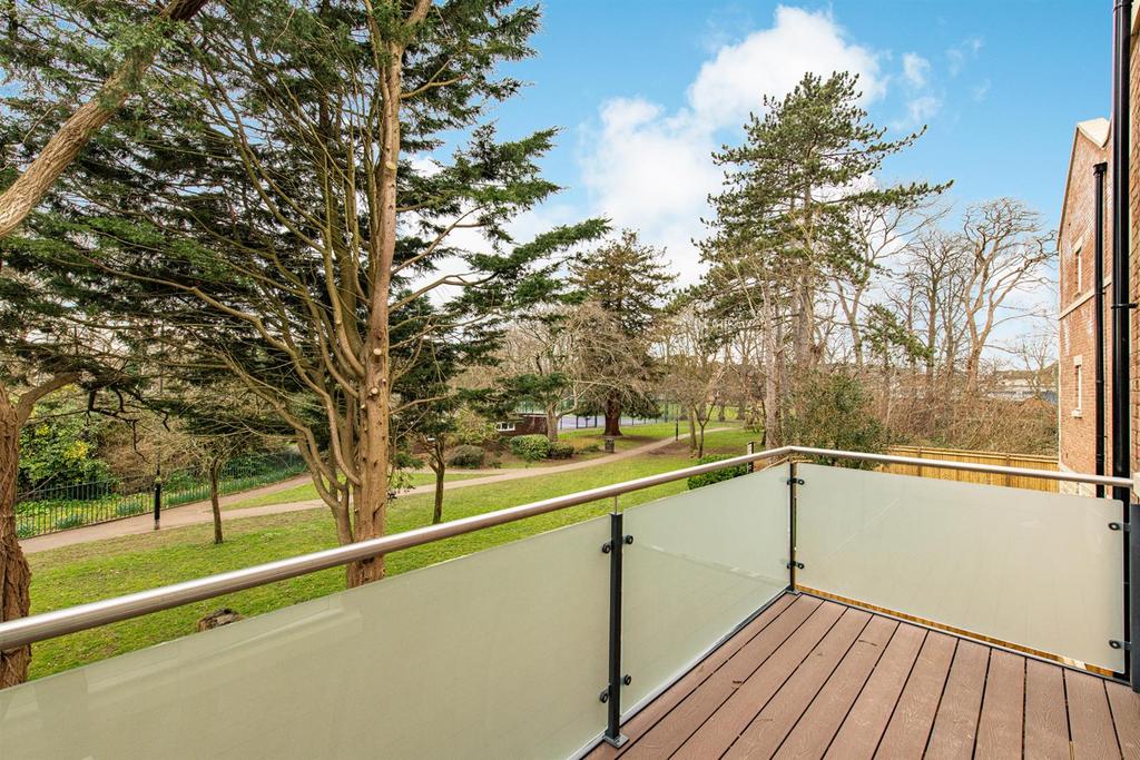 Balcony 1.jpg